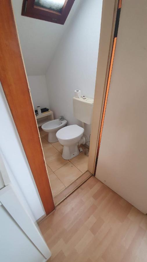 Große Wohnung für 12 Mann Büdingen Exterior foto